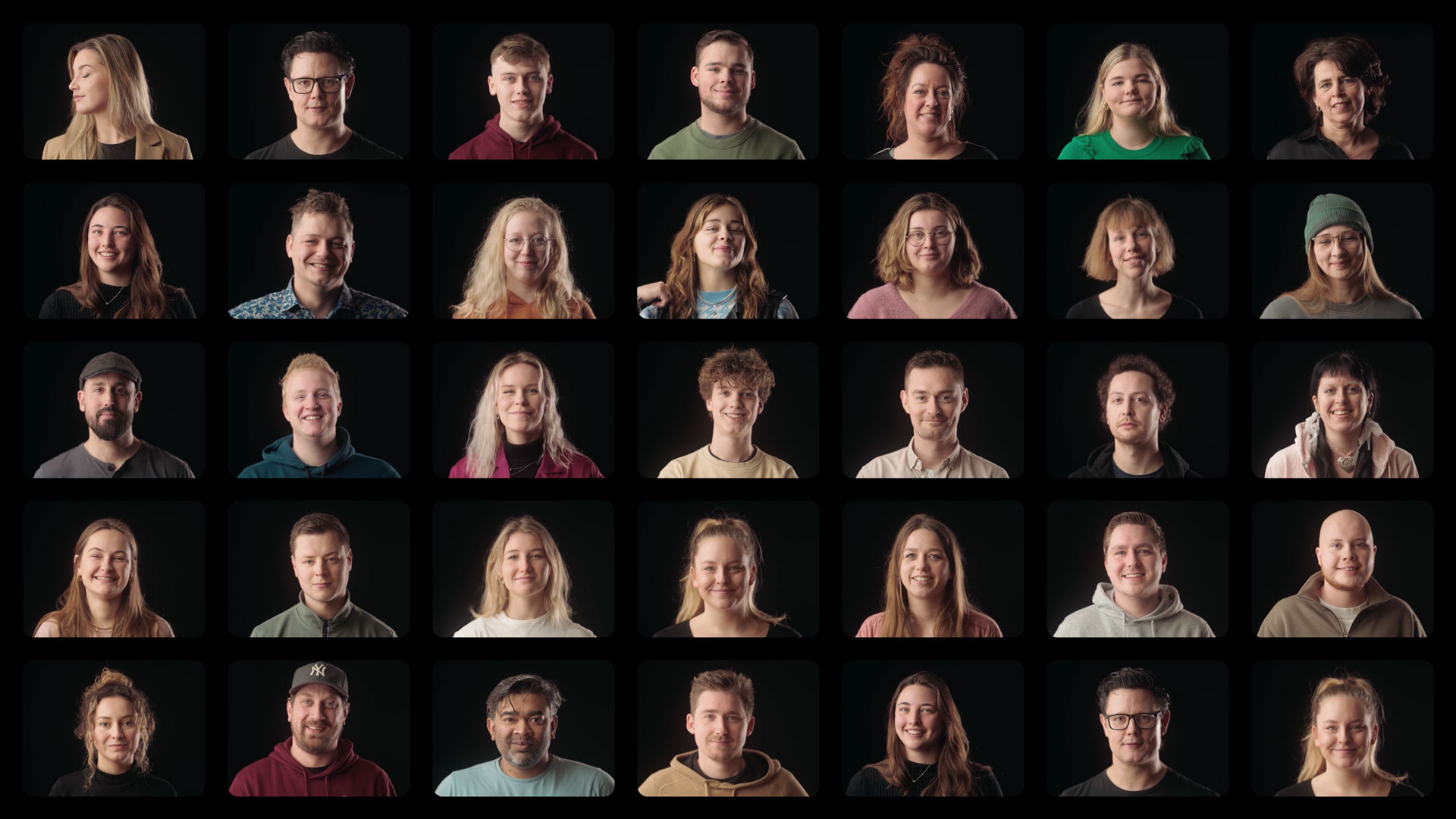 Het Horecalegioen video opnames voor film lancering Het Horecalegioen door Studio Guts - overzicht van het personeel